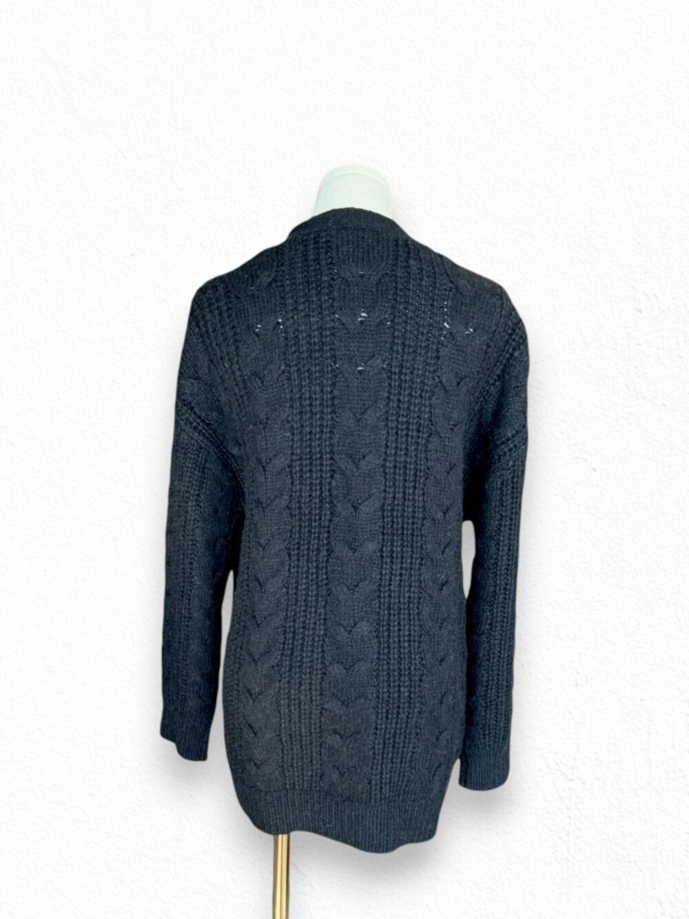 Jenni Kayne Cable Cocoon Cardigan in Black - Picture 3 of 7